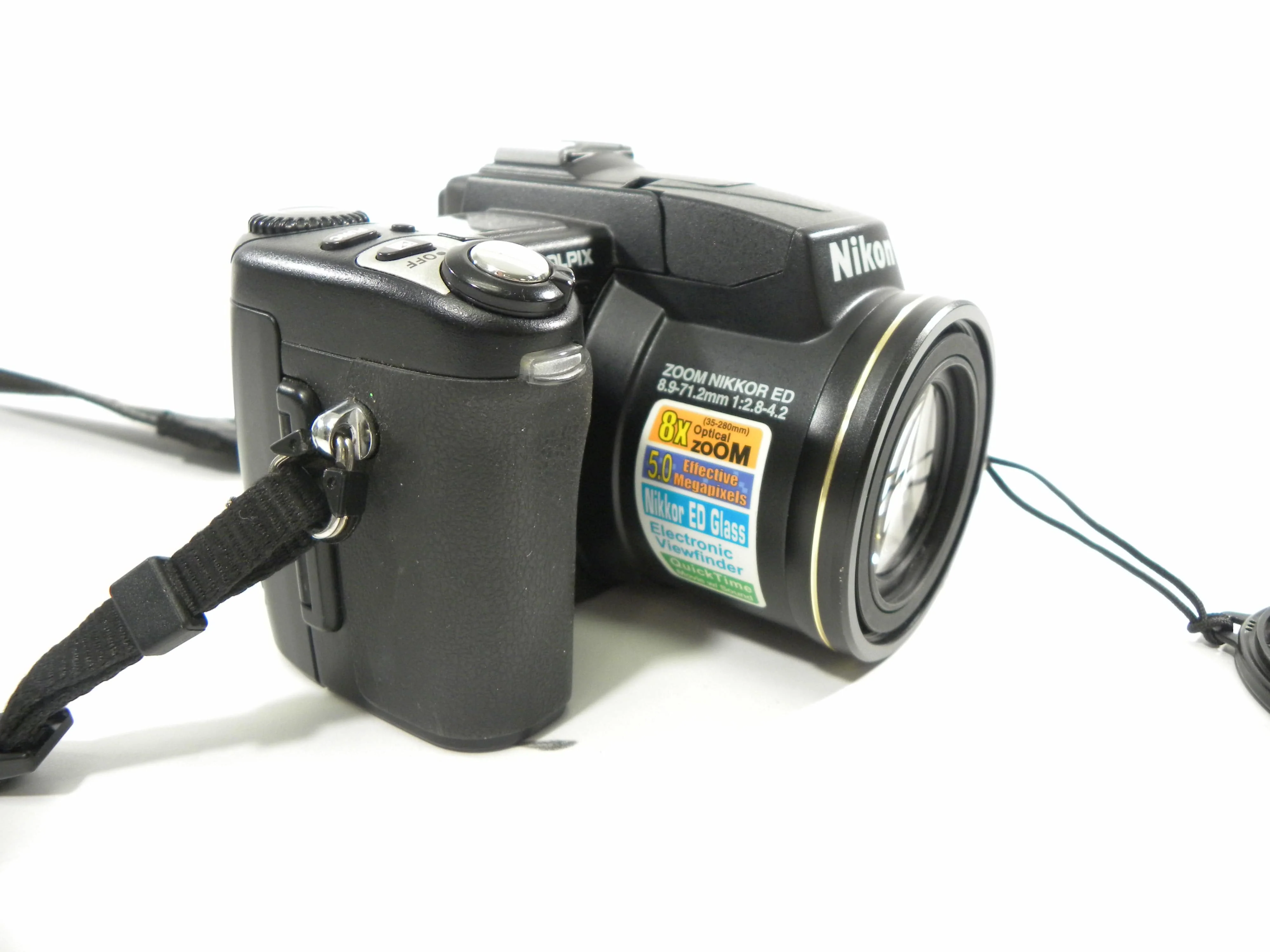 Nikon Coolpix 5700 5.0mp Digital Camera - Image 3