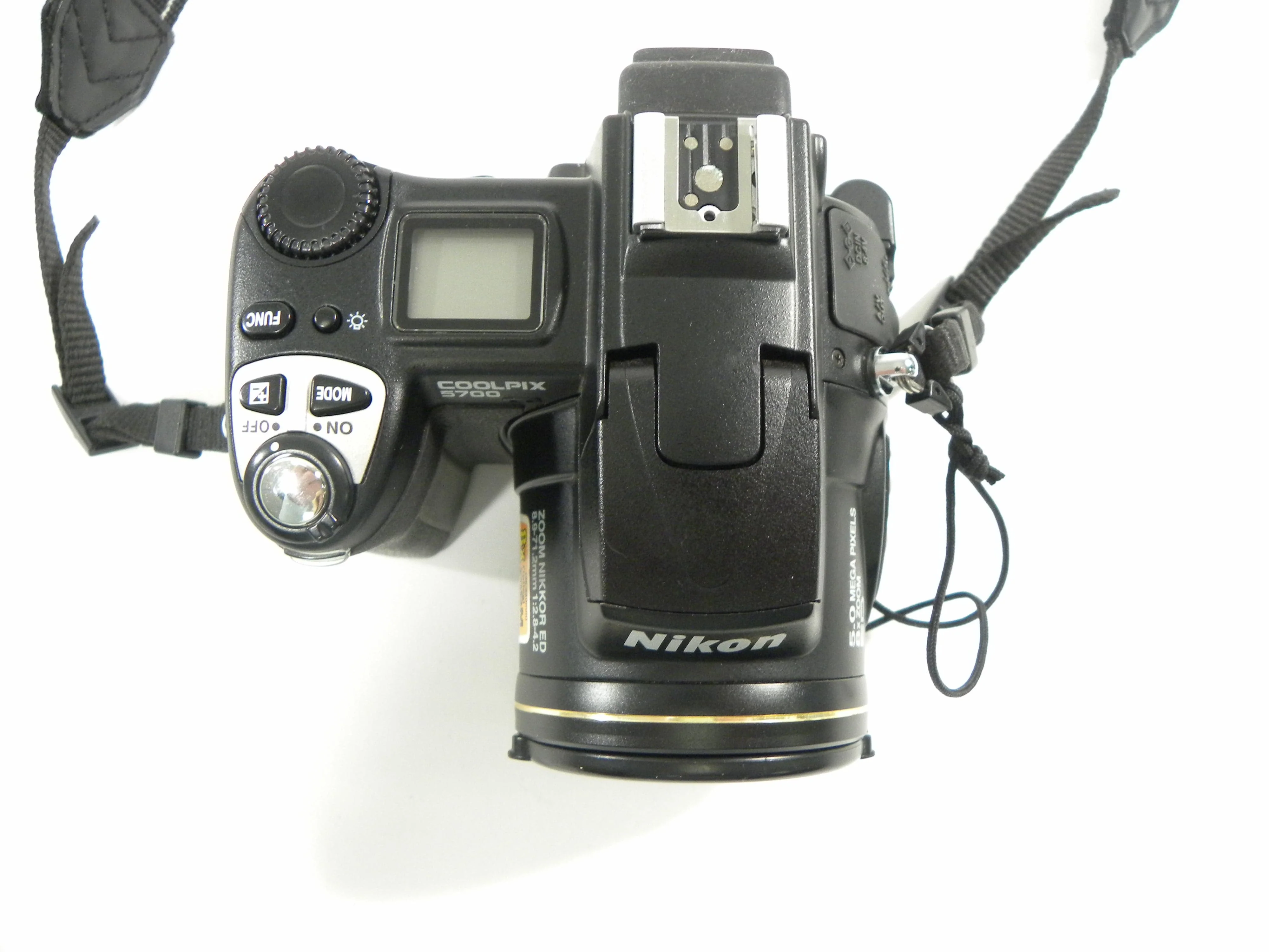 Nikon Coolpix 5700 5.0mp Digital Camera - Image 4