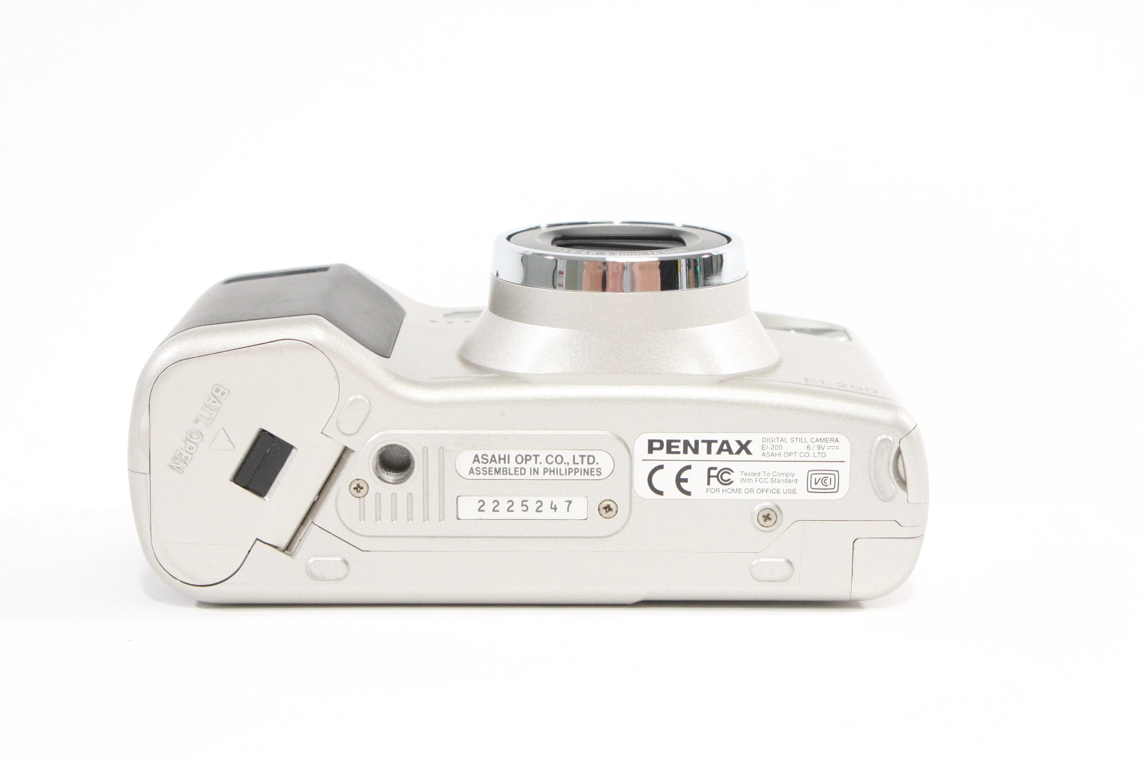 Pentax EI-200  Digital Camera 2MP - Image 7