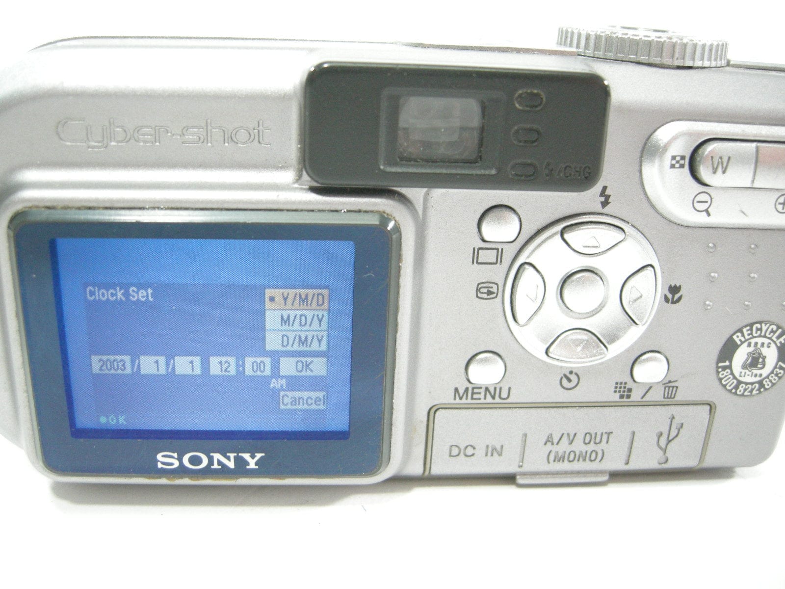 Sony Cyber-Shot DSC-P10 5.0mp Digital Camera w/40meter housing - Image 7